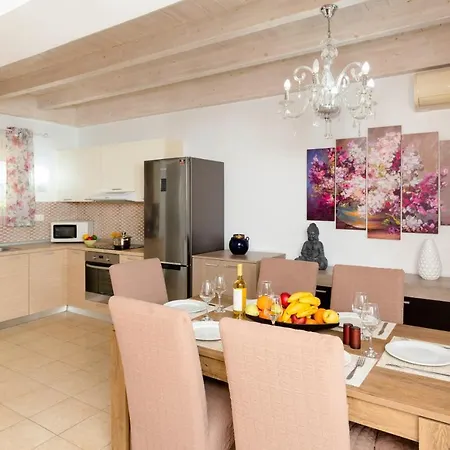 Posidonia Luxury Kolympia