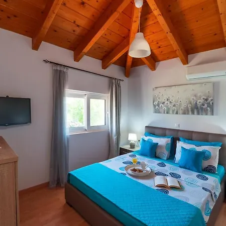 Posidonia Luxury Kolympia Вилла Колимбия
