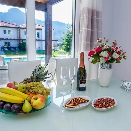 Posidonia Luxury Kolympia