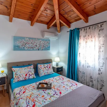 Posidonia Luxury Kolympia *