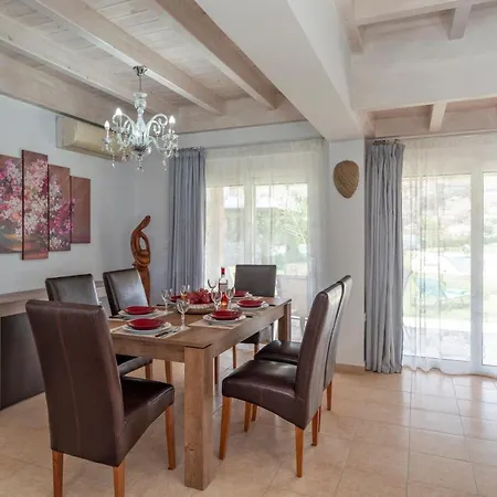 Posidonia Luxury Kolympia Villa