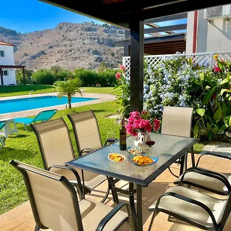 빌라 Posidonia Luxury Kolympia *